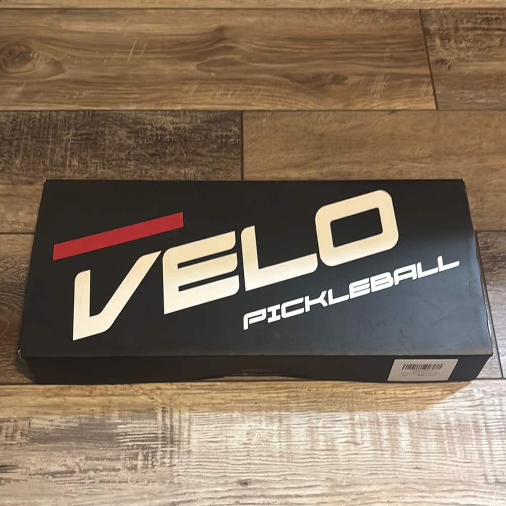 Velo Pickleball Paddle with cover new in box